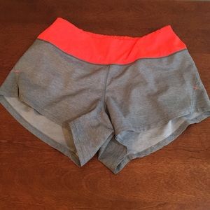 NWOT The North Face Women Workout shorts Sz XS/TP